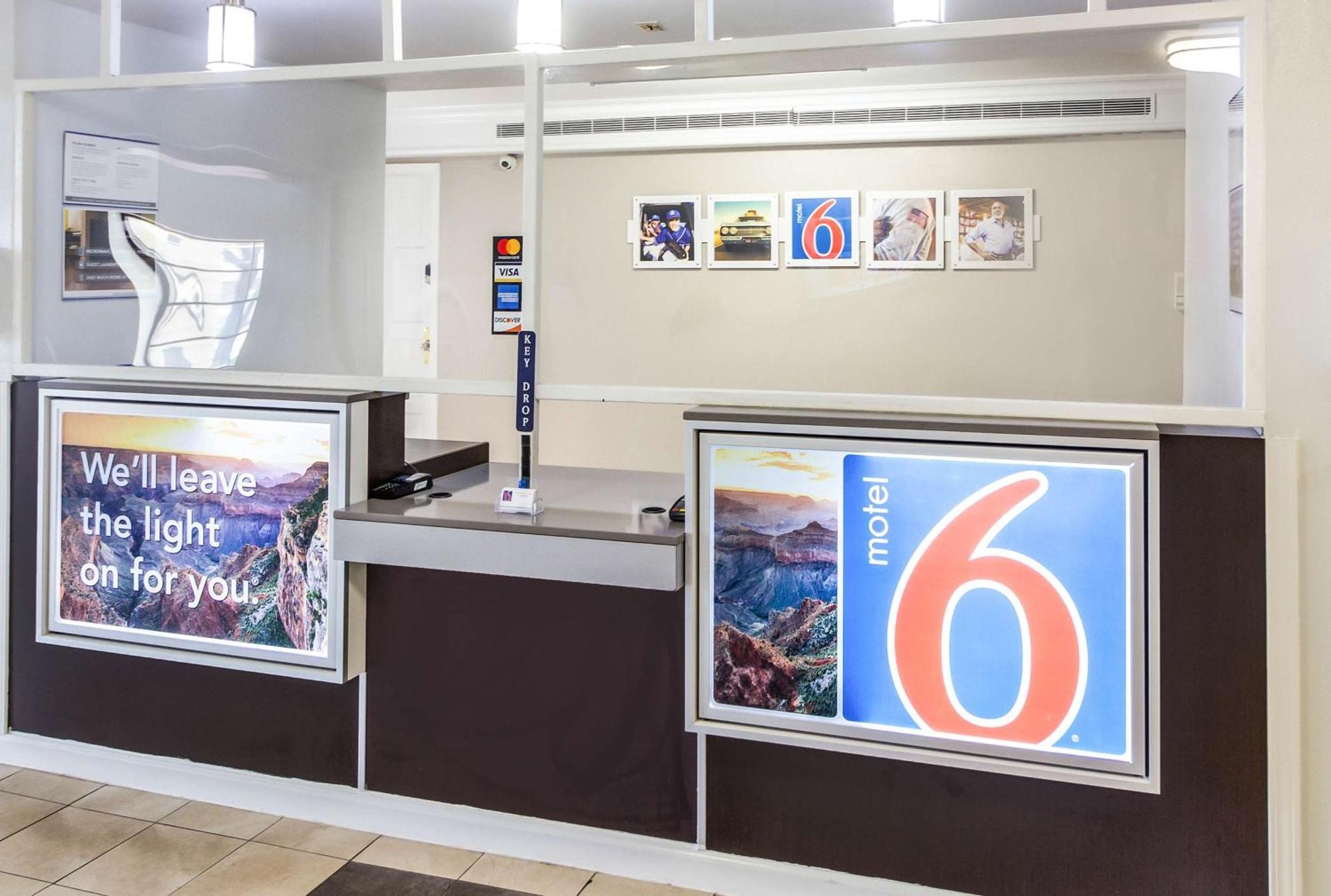 Motel 6-Baytown, Tx - Garth Rd Экстерьер фото